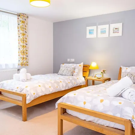 Falmouth Bay Holiday Apartments Экстерьер фото