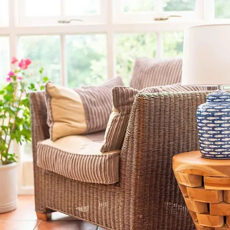 Falmouth Bay Holiday Apartments Экстерьер фото